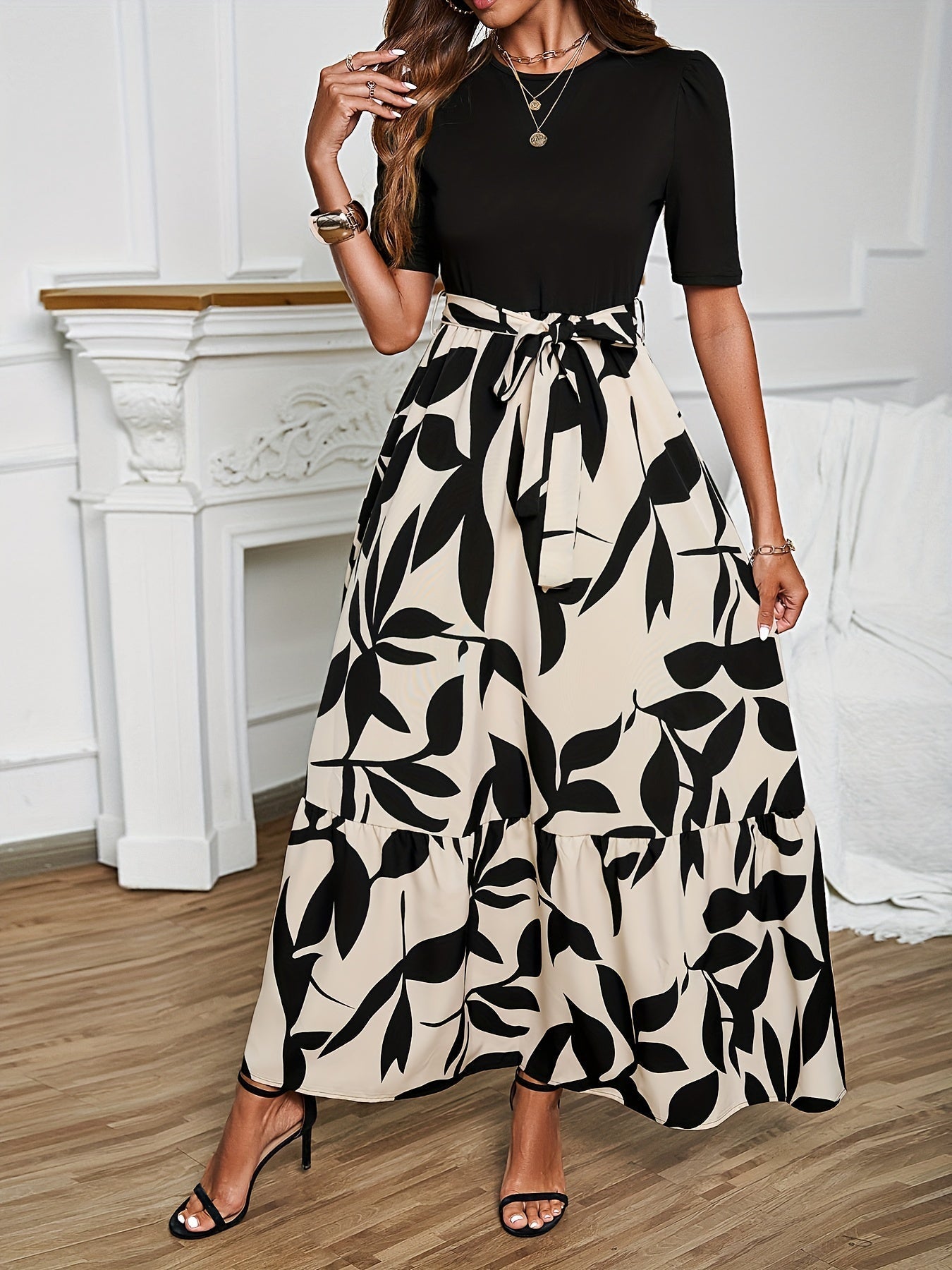 Nuray - Elegant Floral Short Sleeve Dress