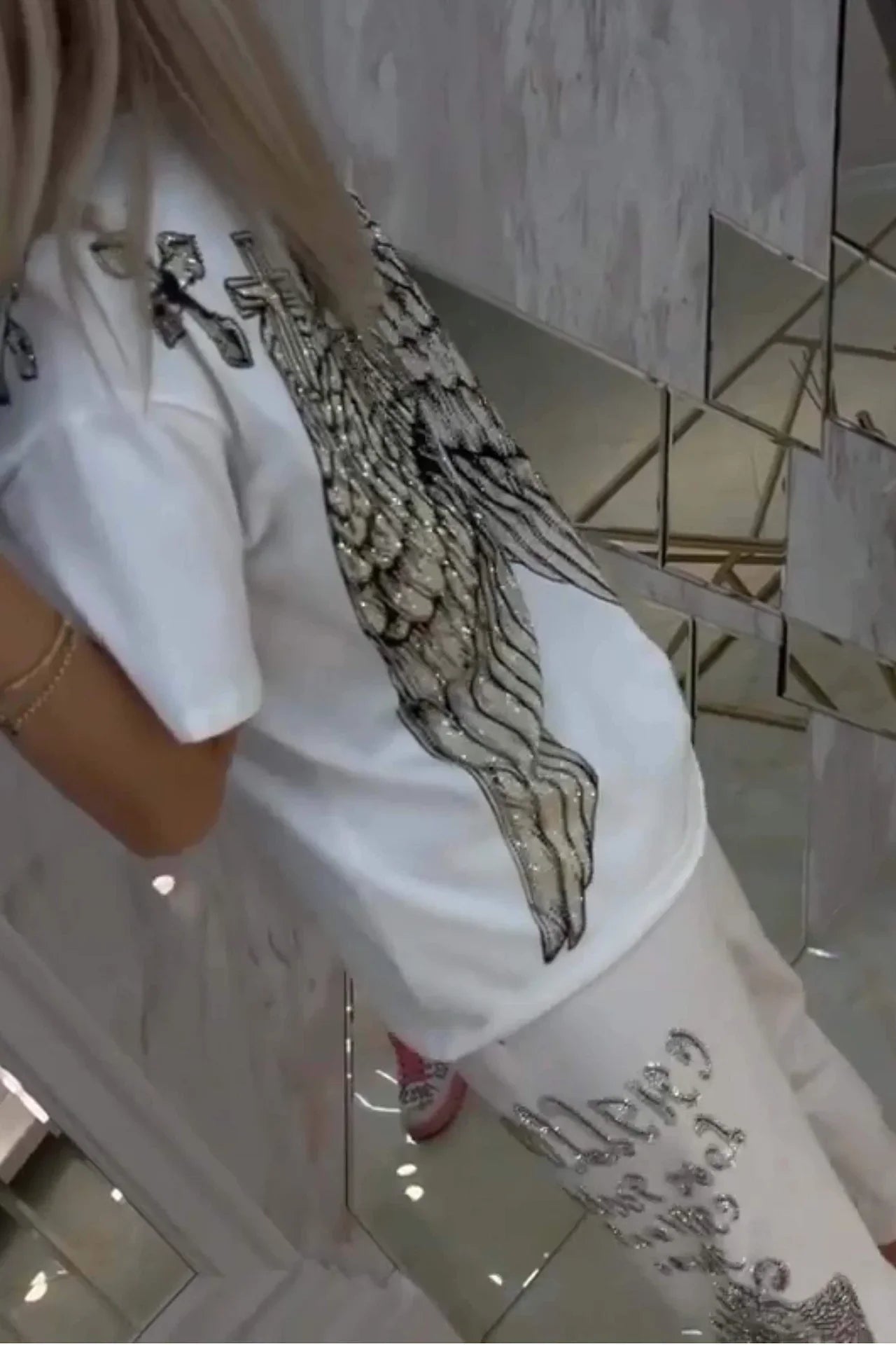 Quinzella - Fashionable Printed Top and Pants Set