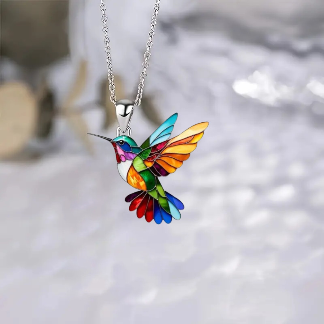 Samantha - Elegant Hummingbird Necklace