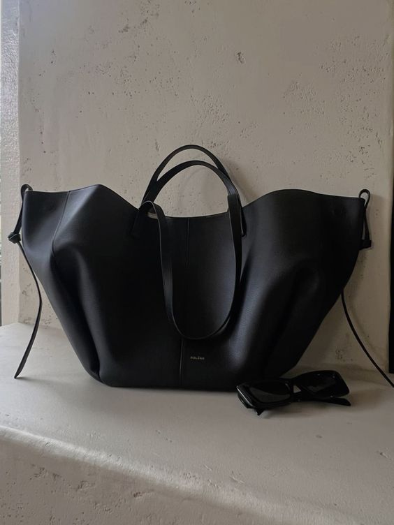 Aderina - Large Capacity Tote Bag