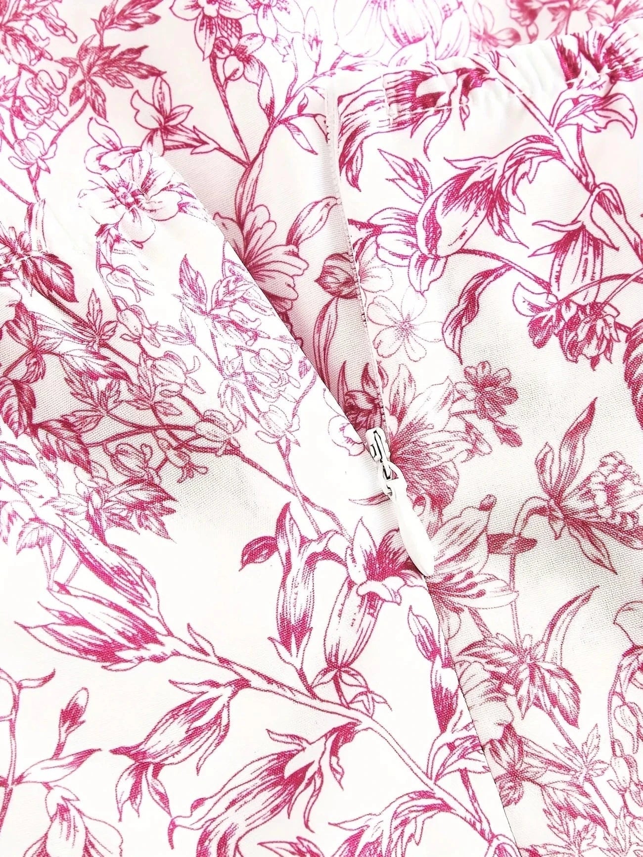 Ortagus - Floral Ruffled Dress