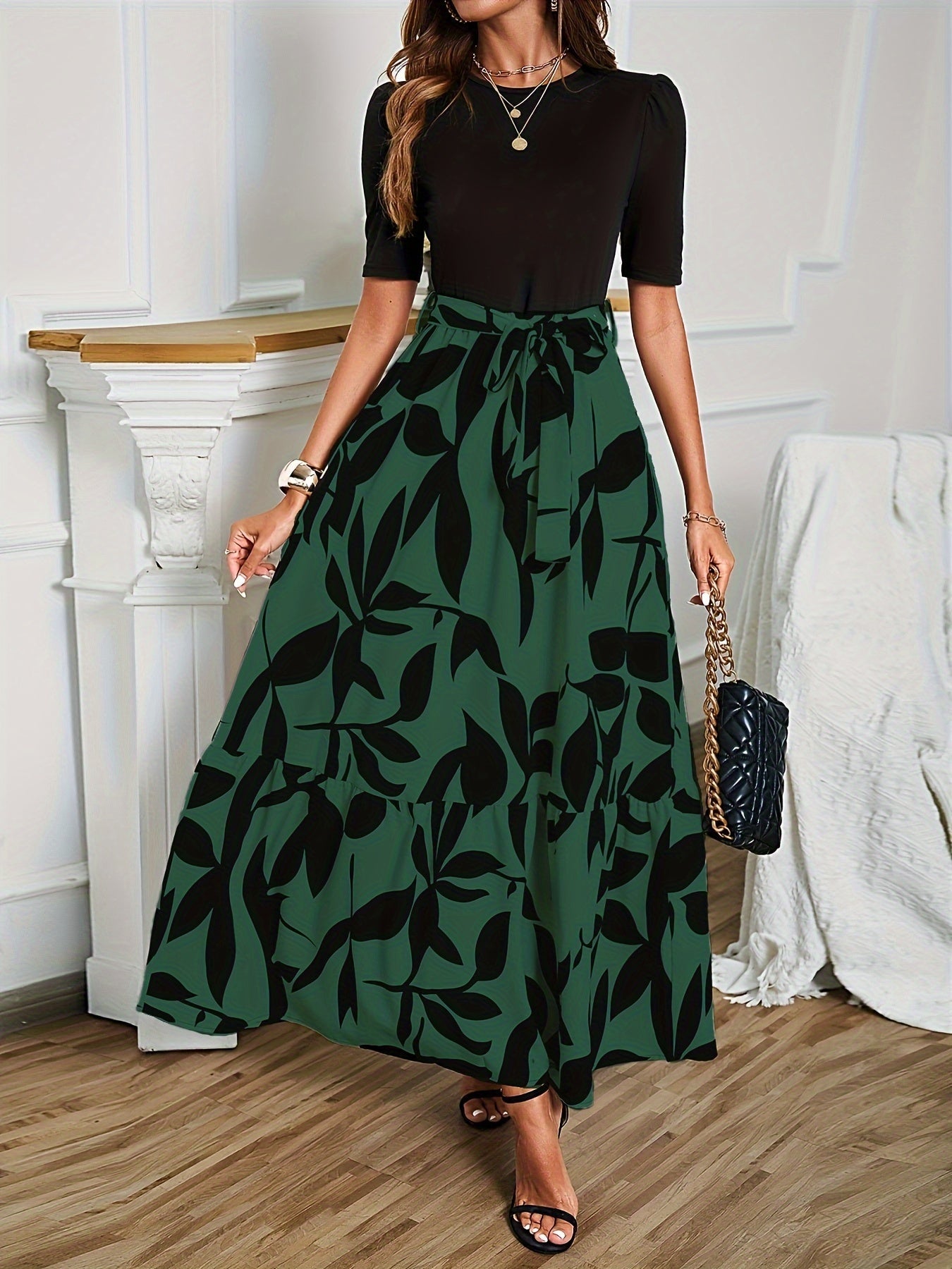 Nuray - Elegant Floral Short Sleeve Dress